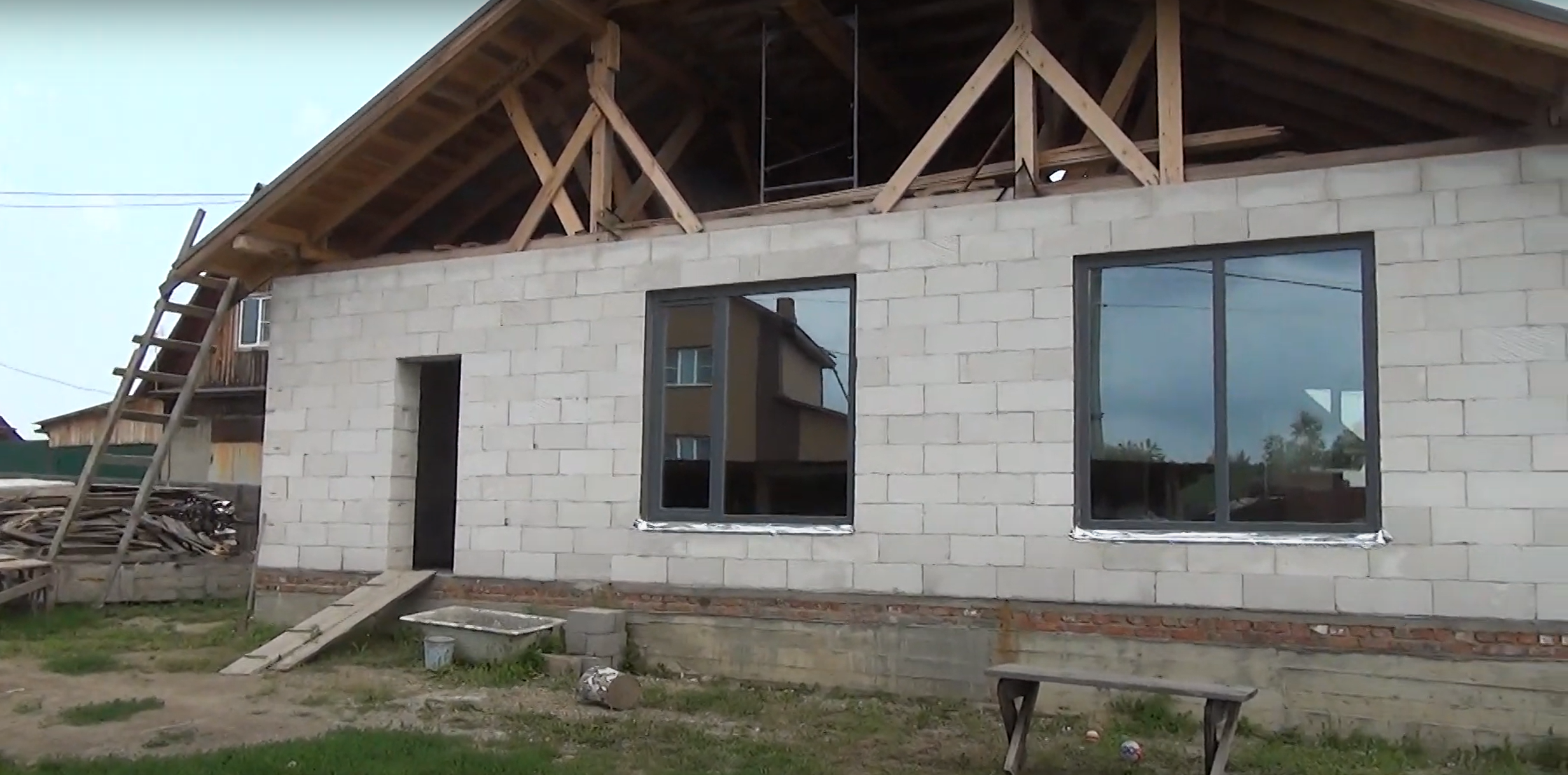 https://yuzhno-sahalinsk.delaem-okna.ru/storage/app/uploads/public/63f/44f/b32/63f44fb32a762558211407.png