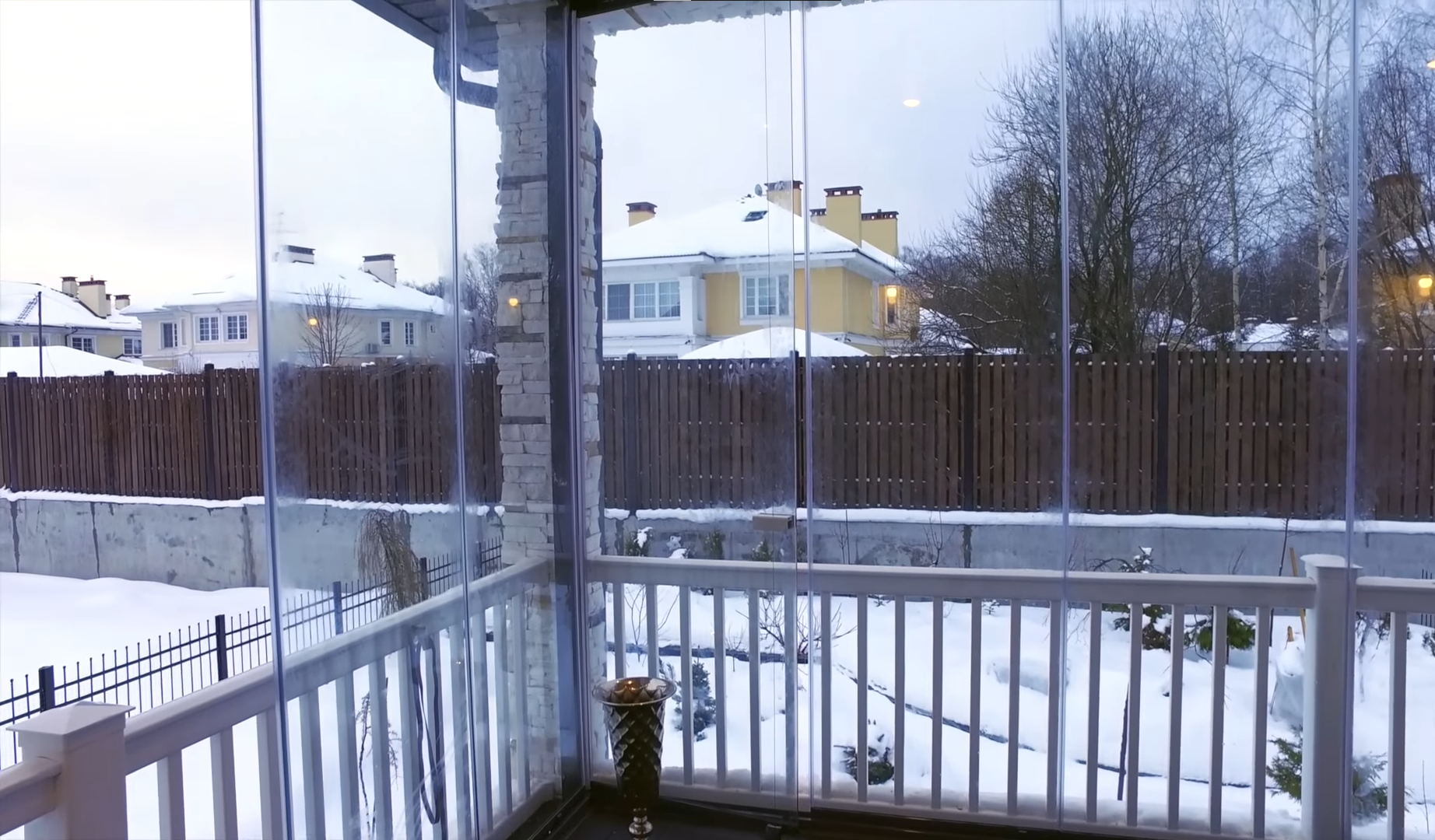 https://yuzhno-sahalinsk.delaem-okna.ru/storage/app/uploads/public/63f/5aa/806/63f5aa806a9aa900559749.png